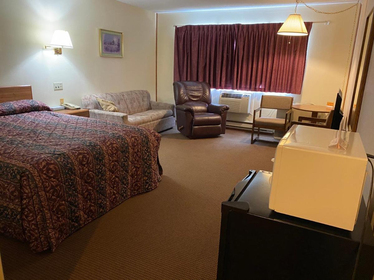 Amerivu Inn Prentice Экстерьер фото