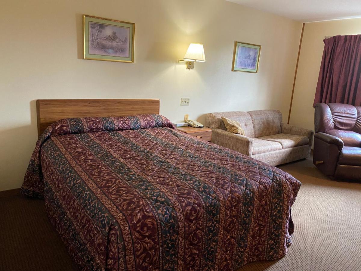Amerivu Inn Prentice Экстерьер фото
